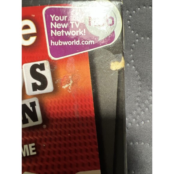 NEW SEALED YAHTZEE HANDS DOWN CARD GAME HASBRO 2009 Family Home Poker Tournament - Picture 5 of 6